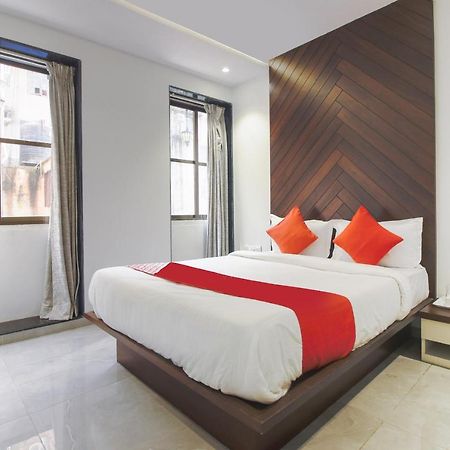 Hotel Flora Suites Mumbai Dış mekan fotoğraf