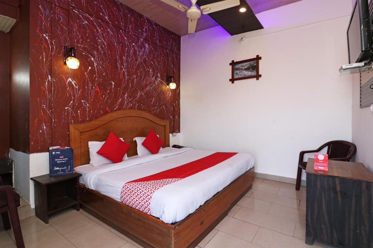 Hotel Flora Suites Mumbai Dış mekan fotoğraf