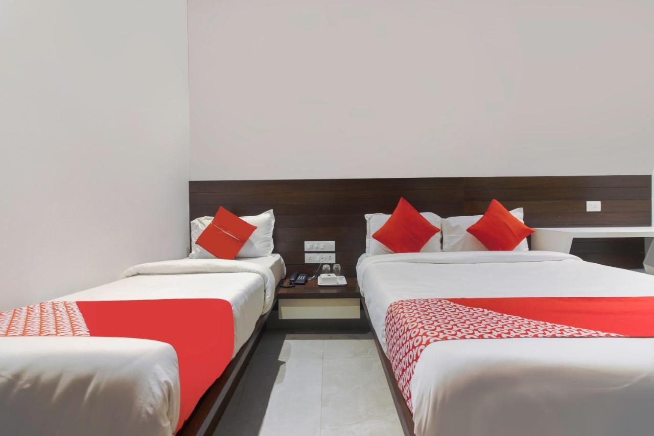 Hotel Flora Suites Mumbai Dış mekan fotoğraf