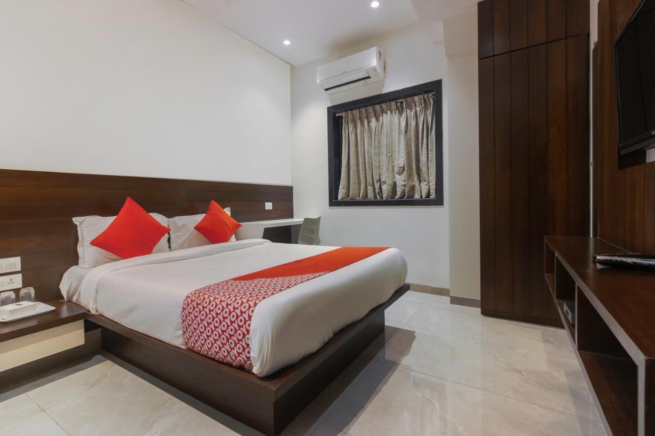 Hotel Flora Suites Mumbai Dış mekan fotoğraf