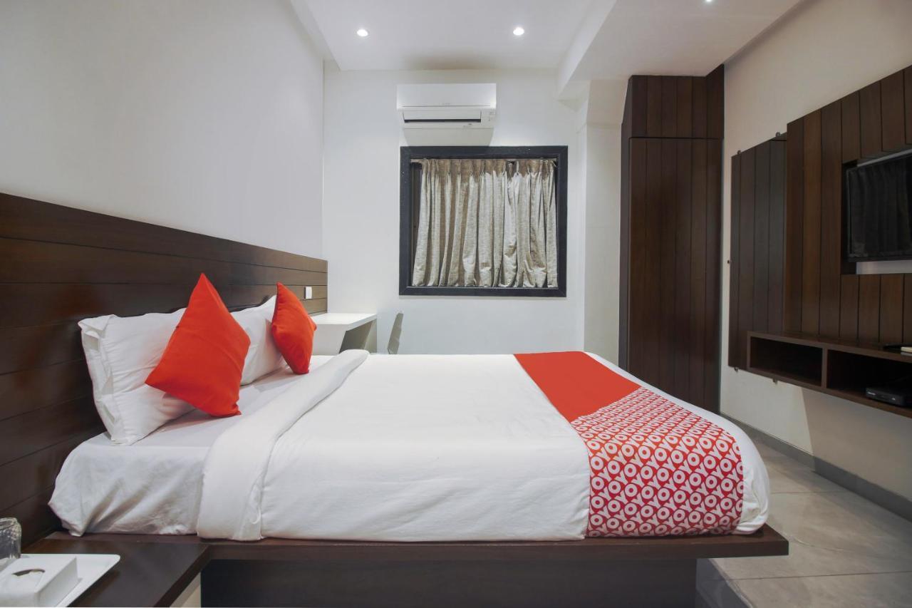 Hotel Flora Suites Mumbai Dış mekan fotoğraf