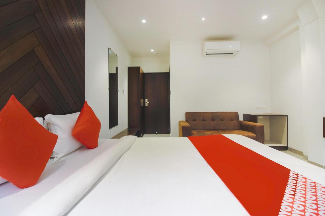 Hotel Flora Suites Mumbai Dış mekan fotoğraf
