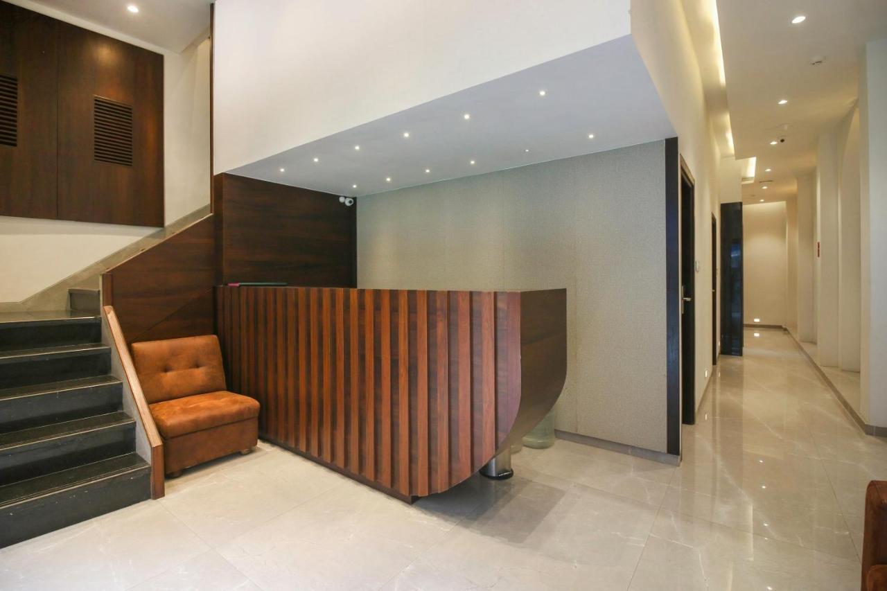 Hotel Flora Suites Mumbai Dış mekan fotoğraf