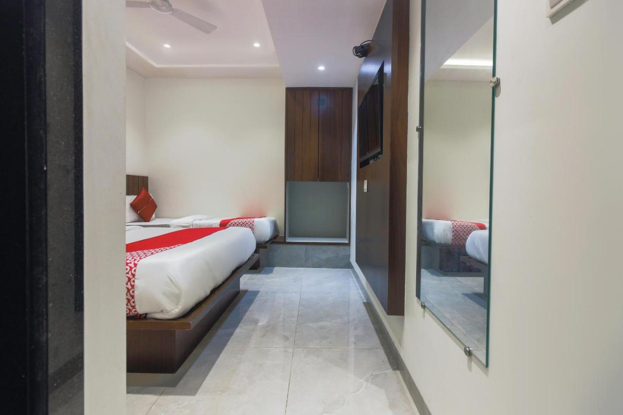 Hotel Flora Suites Mumbai Dış mekan fotoğraf